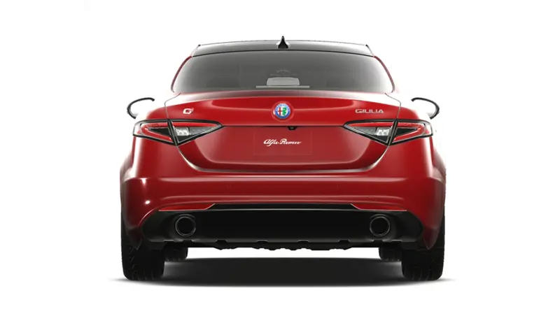 Alfa Romeo Giulia - Back