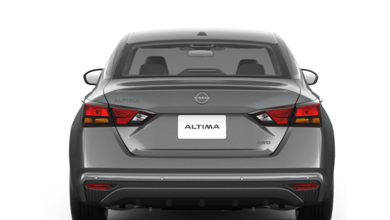 Nissan Altima - Back