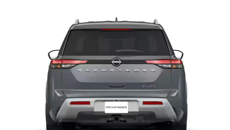 Nissan Pathfinder - Back