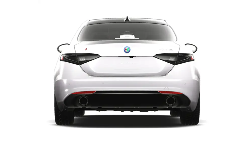 2025 Alfa Romeo Giulia — Back