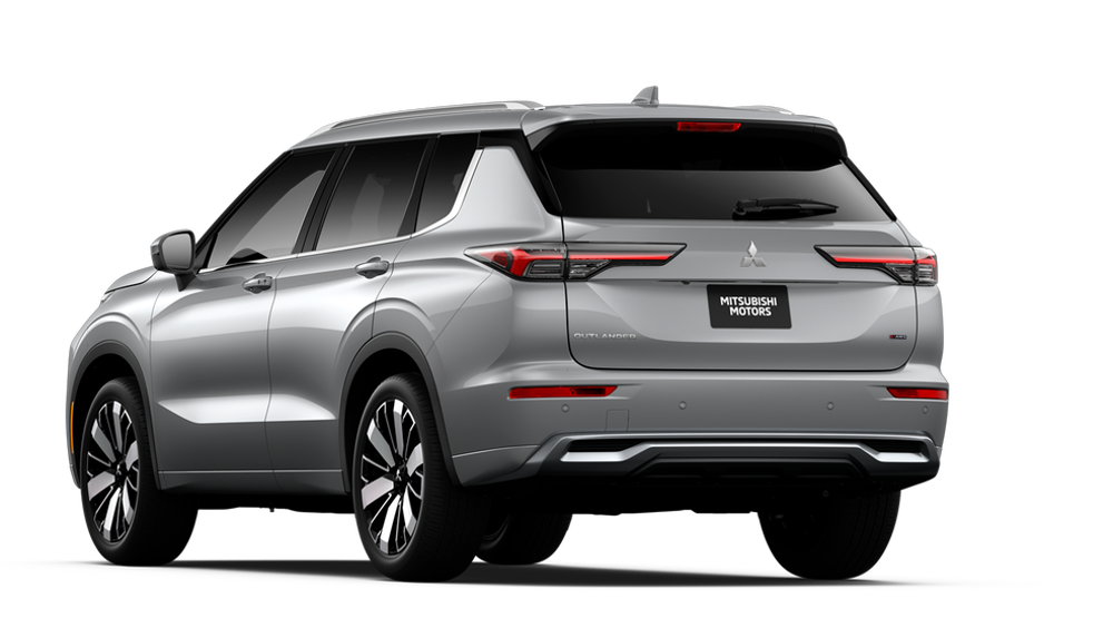 2025 Mitsubishi Outlander — BackLeft