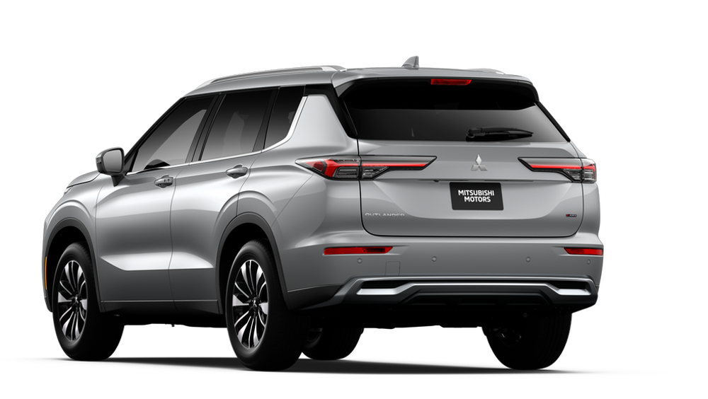 2025 Mitsubishi Outlander — BackLeft