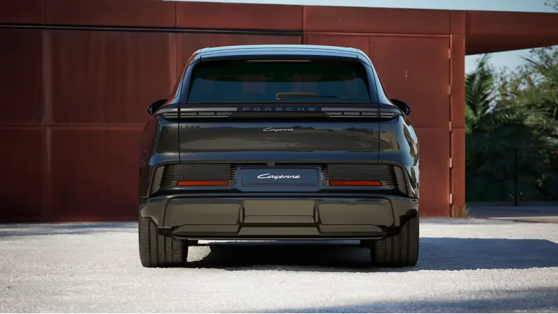 Porsche Cayenne Electric - Back