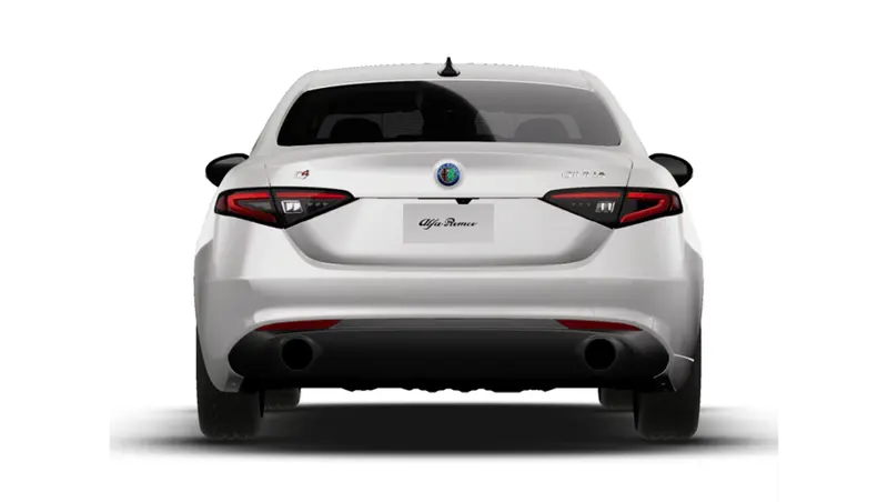 Alfa Romeo Giulia - Back