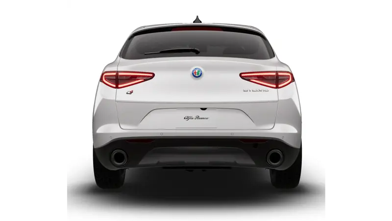 Alfa Romeo Stelvio - Back