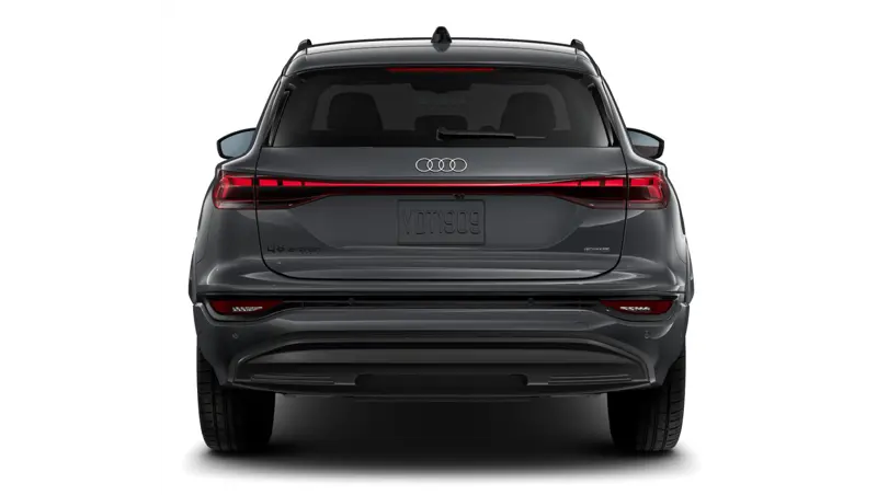 Audi Q6 e-tron - Back