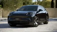 Porsche Cayenne Electric Standard