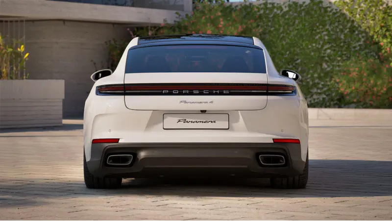 Porsche Panamera - Back