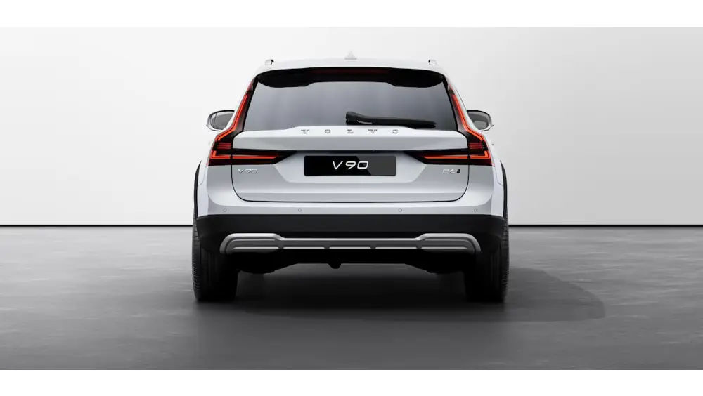 2026 Volvo V90 Cross Country — Back