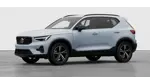 Volvo XC40 - FrontLeft thumbnail